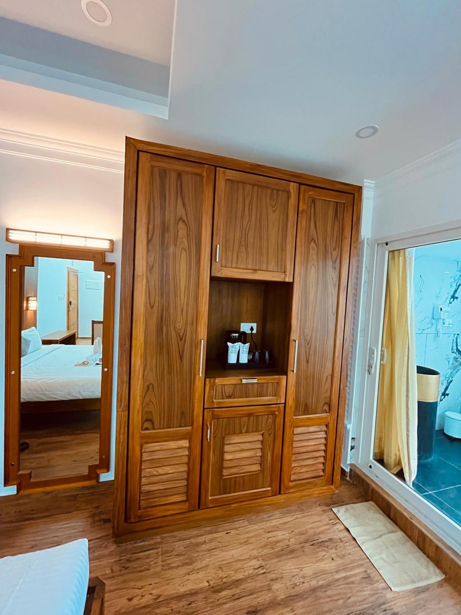 Hotel White House, Муннар Екстер'єр фото